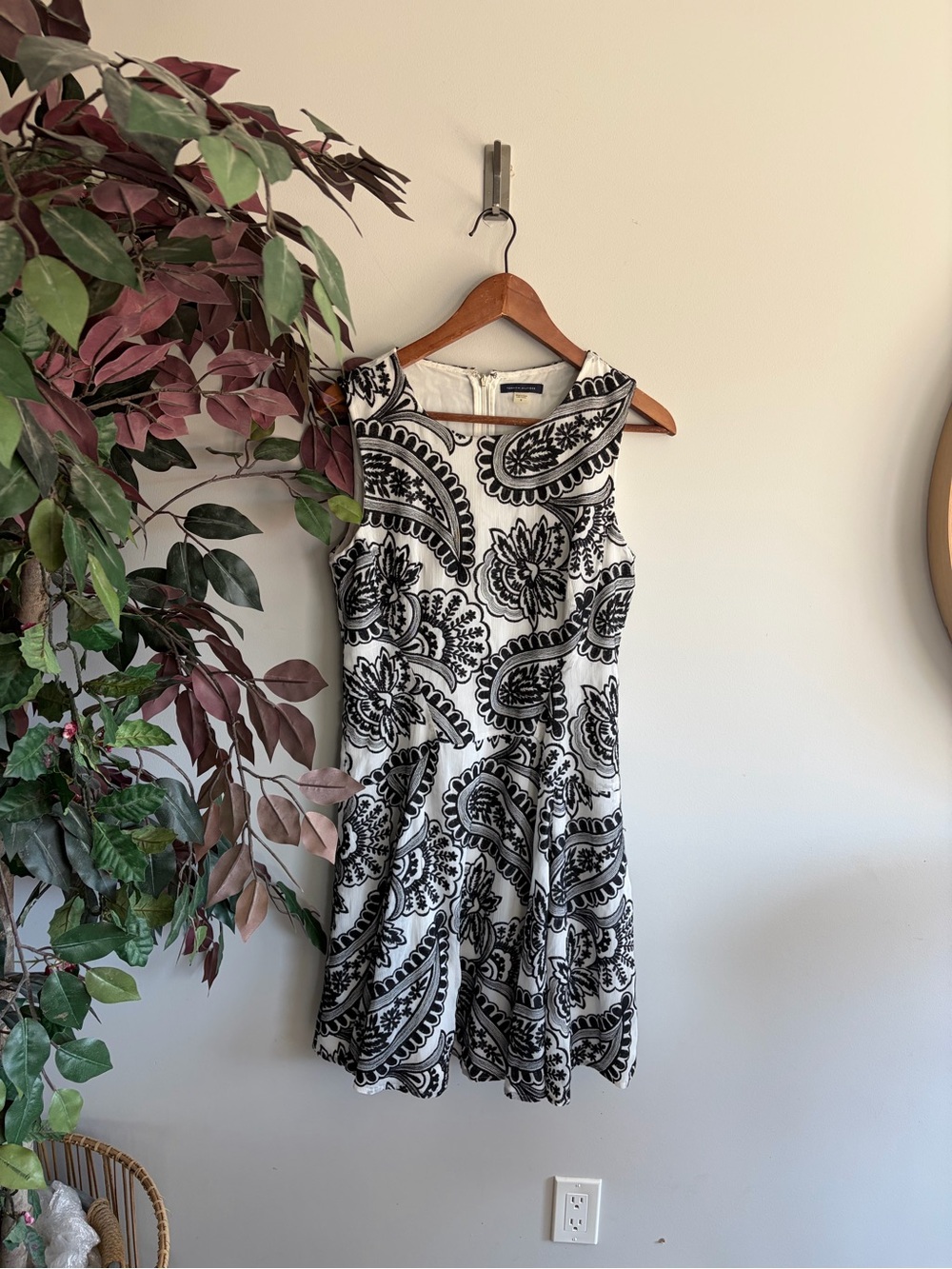 Tommy Hilfiger Black and White Paisley Fit-and-Flare Midi Dress